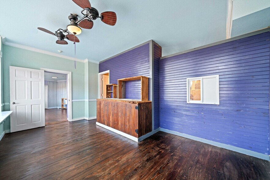 More Photos Of 108 N Main St, Ellijay Storefront Retail Residential For Sale