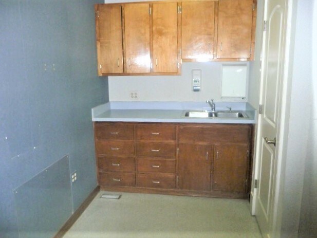 More Photos Of 60 Brigham St, New Bedford Medical For Lease