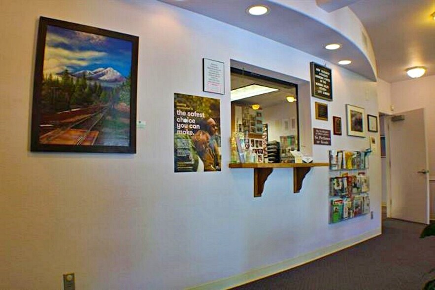 More Photos Of 725 Pine St, Mount Shasta Healthcare For Sale