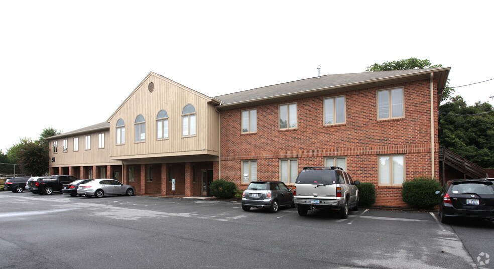 More Photos Of 511 Shepherd St, Winston-Salem Office For Lease