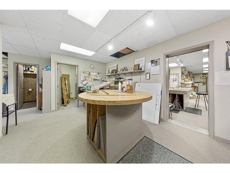 More Photos Of 206-208 Mineral Springs Rd, Owatonna Storefront Retail Office For Sale