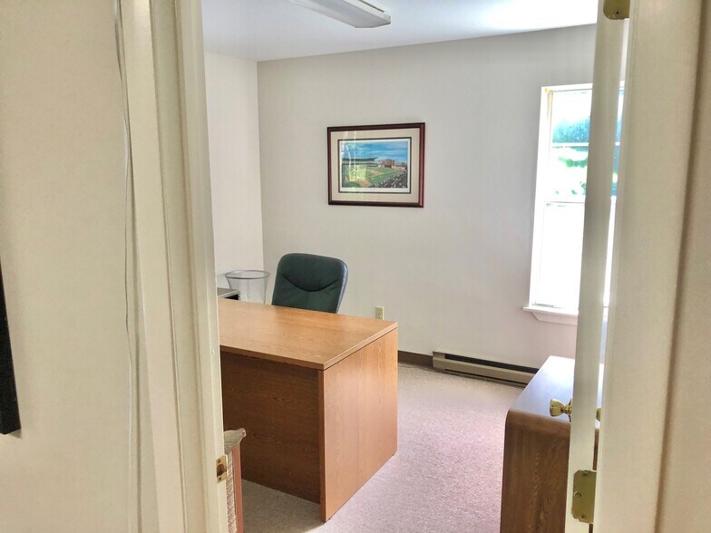 More Photos Of 219 Kent Rd, New Milford Office For Lease