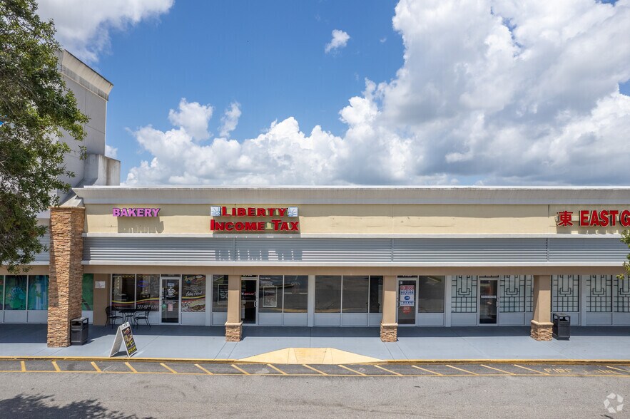 More Photos Of 1800-1976 N Wickham Rd, Melbourne Unknown For Lease