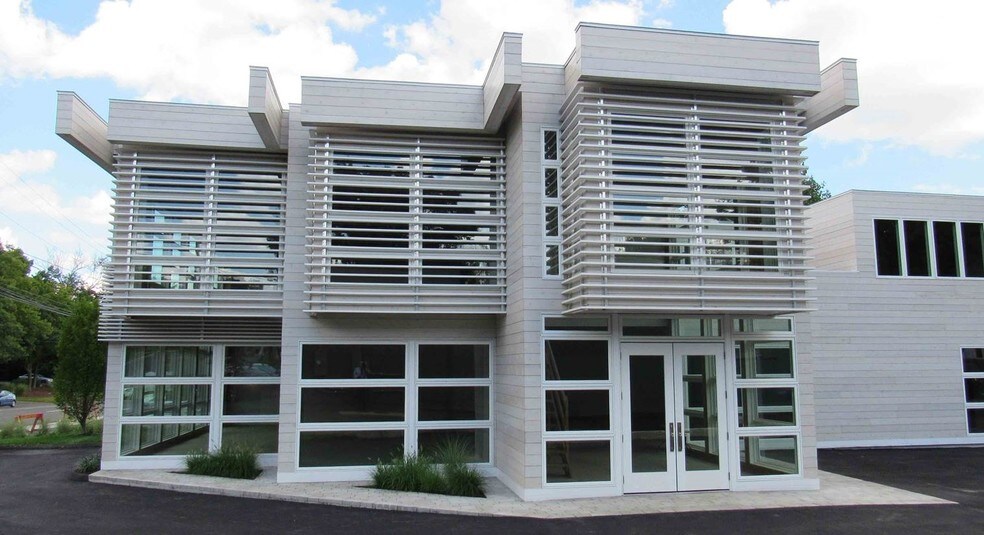 More Photos Of 1032 Post Rd E, Westport Office For Lease