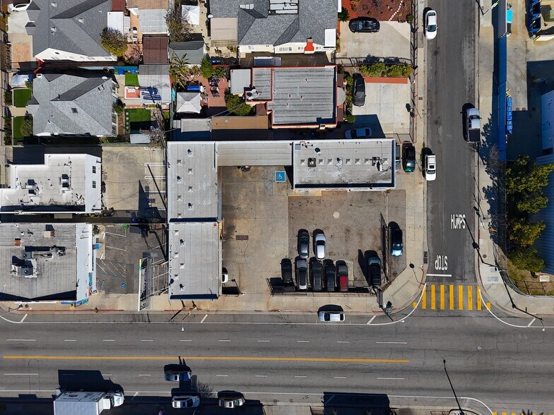 More Photos Of 4401 Beverly Blvd, Los Angeles Auto Repair For Sale