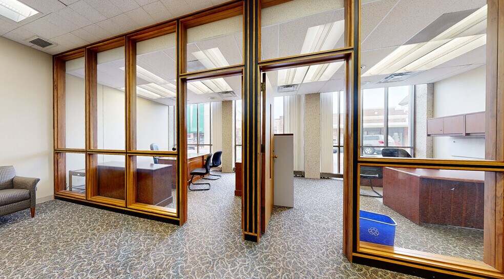 More Photos Of 320 A St, Idaho Falls Bank For Lease