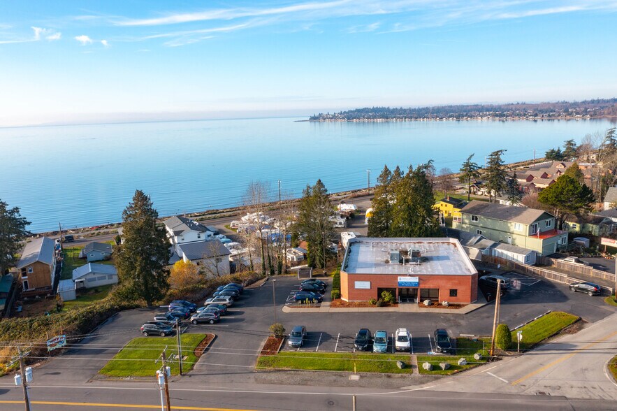More Photos Of 8097 Harborview Rd, Blaine Office For Lease