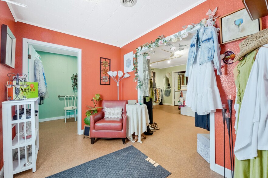 More Photos Of 2665 J Maddy Pky, Interlochen Storefront For Sale