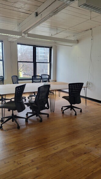 More Photos Of 90 Hamilton St, Cambridge Office For Sale