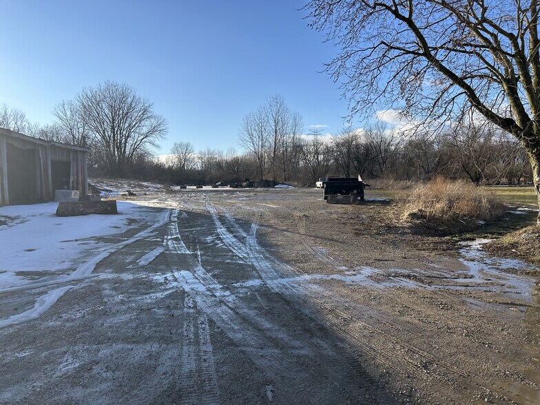 More Photos Of 1371 Shaw Ln, Xenia Industrial For Sale