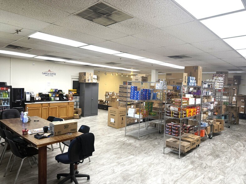 More Photos Of 1113 Capital Blvd, Raleigh Warehouse For Lease