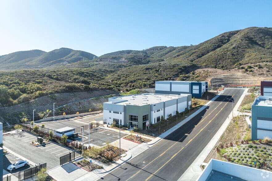 More Photos Of 42661 Avenida Alvarado, Temecula Warehouse For Sale