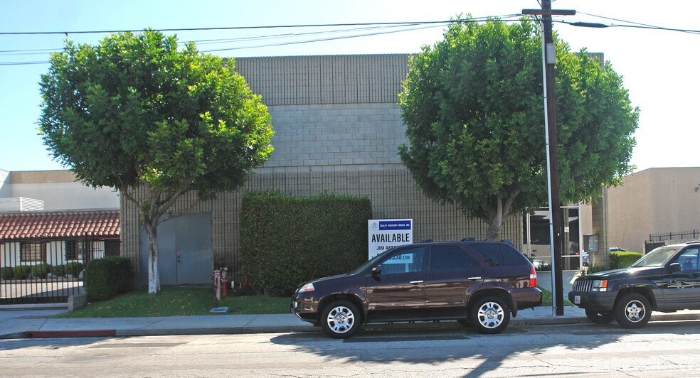 More Photos Of 812 S Date Ave, Alhambra Warehouse For Lease
