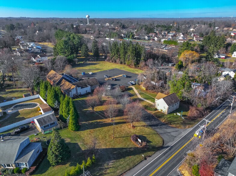 More Photos Of , Warminster Township Office For Sale