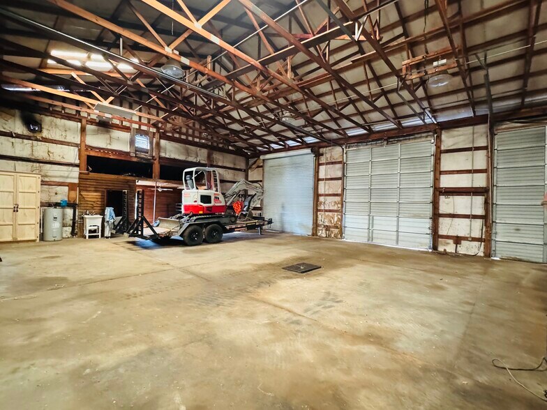 More Photos Of 321 Claude Collins Rd, Greer Contractor Storage Yard For Sale