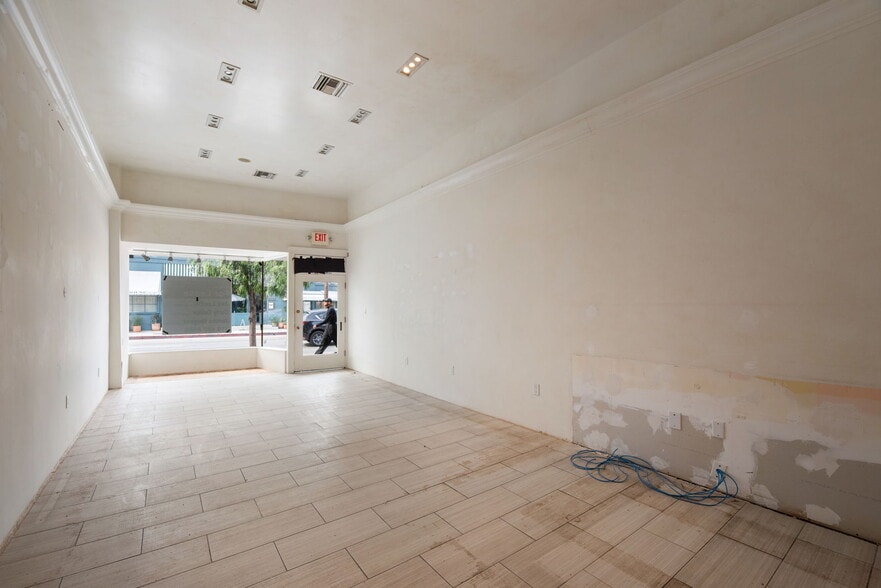 More Photos Of 8379-8389 W 3rd St, Los Angeles Storefront For Lease