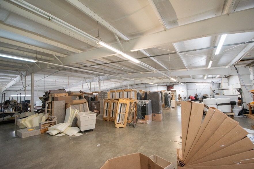 More Photos Of 248 W Franklinville St, Staley Manufacturing For Sale