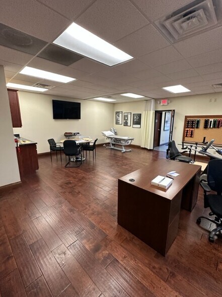 More Photos Of 12201 N Highway 41, Evansville Unknown For Lease