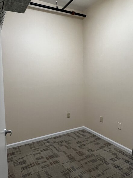 More Photos Of 49 Dansbury Ter, East Stroudsburg Storefront Retail Office For Lease