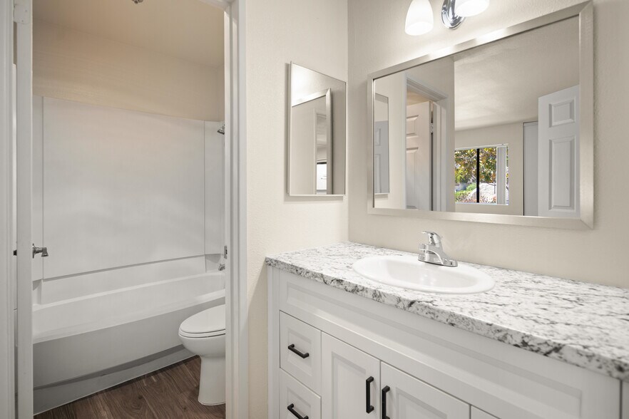 More Photos Of 5041 Guava Ave, La Mesa Apartments For Sale
