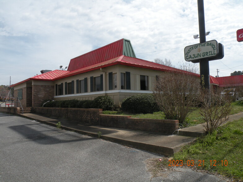 Primary Photo Of 2200 Highway 78, Sumiton General Retail For Sale