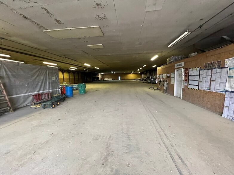 More Photos Of 1490 Truss Rd SW, New Philadelphia Warehouse For Sale