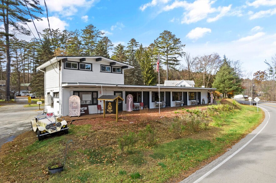 More Photos Of 214 County Road 152, Northville Hotel For Sale