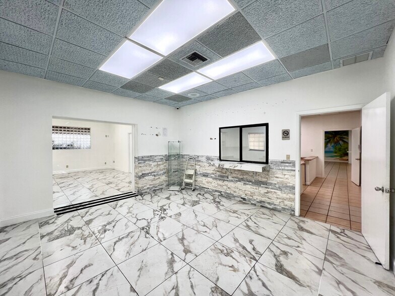 More Photos Of 4908 SW 8th St, Miami Medical For Lease