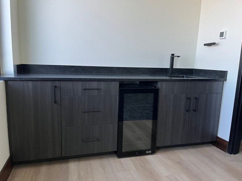 More Photos Of 3202 W 5000 S, Rexburg Office For Lease