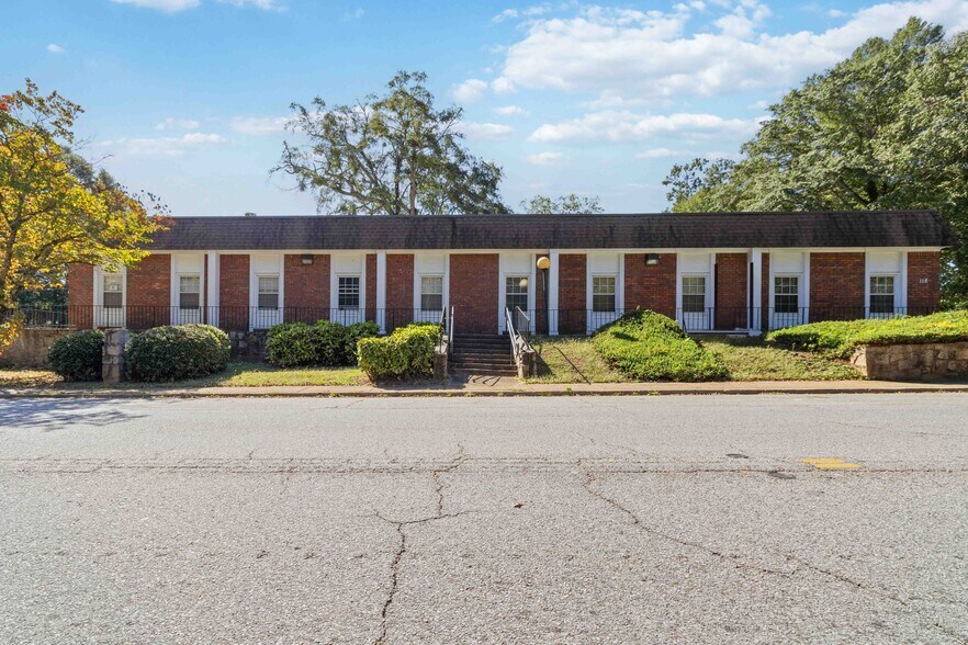 More Photos Of 118 Stockbridge Rd, Jonesboro Medical For Lease