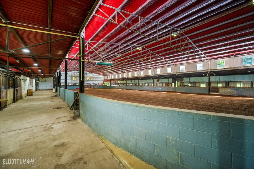 More Photos Of 1785 Old River Rd, Natchitoches Light Manufacturing For Sale