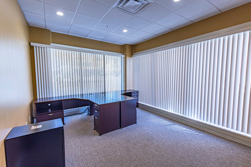 More Photos Of 9 May St, Bangor Medical For Sale