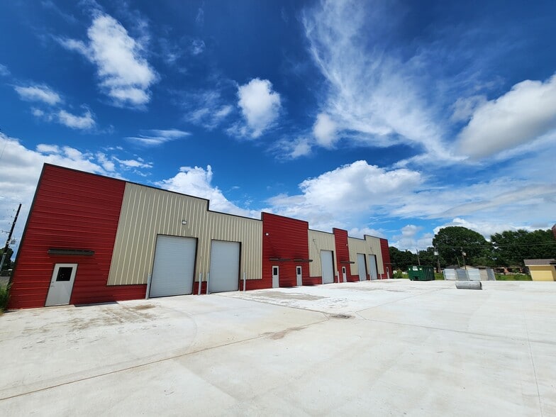 More Photos Of 12021 Bedford st, Houston Unknown For Lease