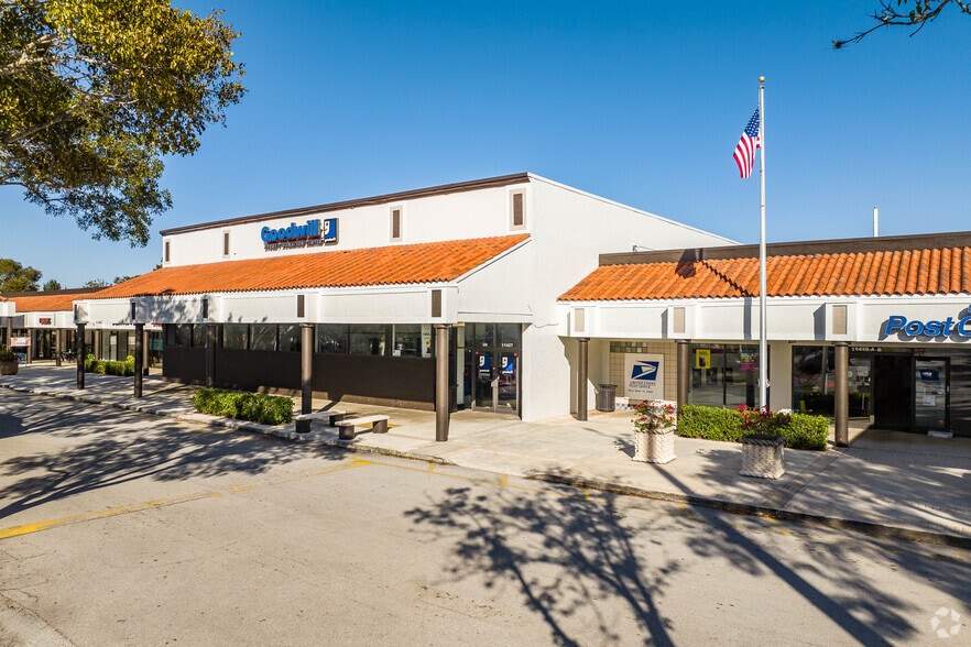 More Photos Of 11379-11443 W Palmetto Park Rd, Boca Raton Freestanding For Lease