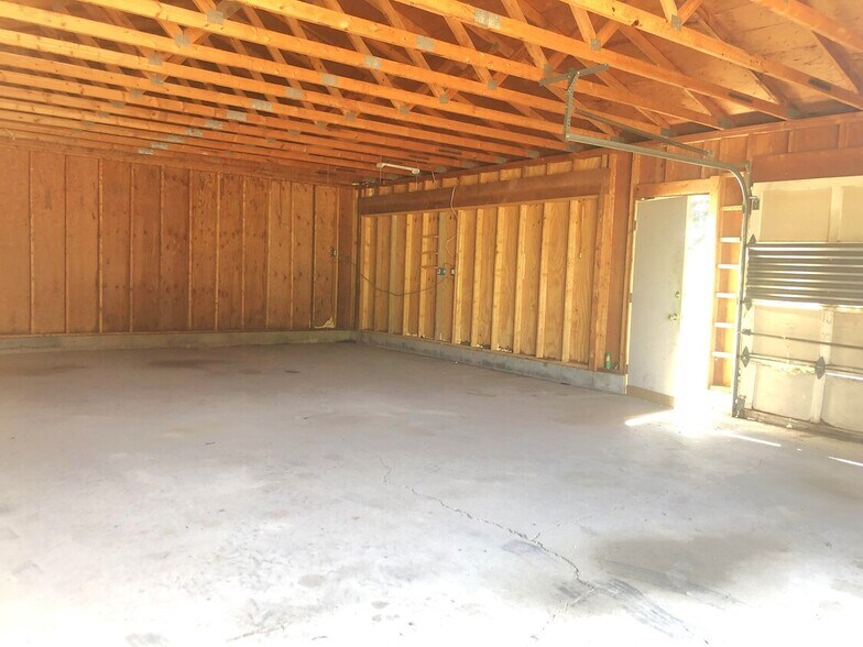 More Photos Of 6089 E Taft Rd, North Syracuse Auto Dealership For Sale