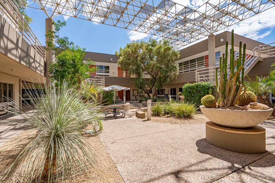 More Photos Of 13951 N Scottsdale Rd, Scottsdale Office For Lease