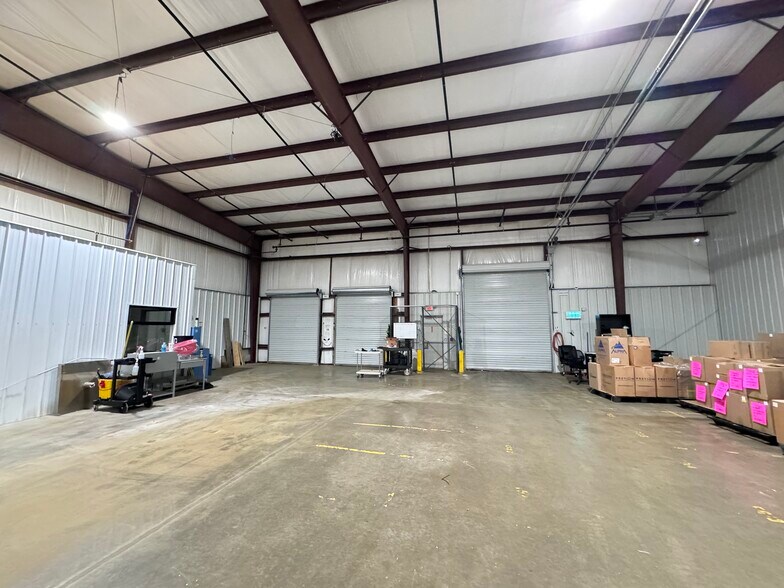 More Photos Of 655 10th St, Cedartown Warehouse For Sale