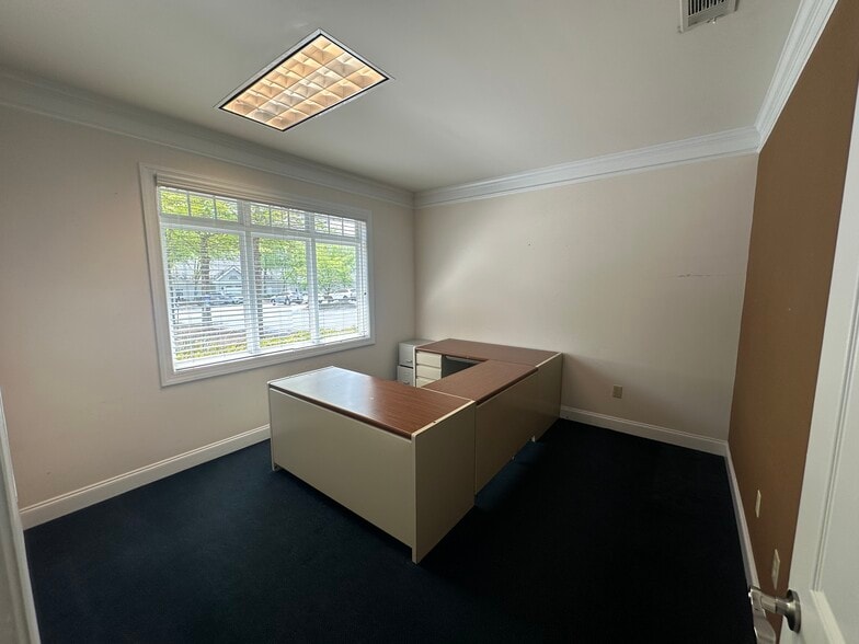 More Photos Of 3790 Holcomb Bridge Rd, Norcross Medical For Sale