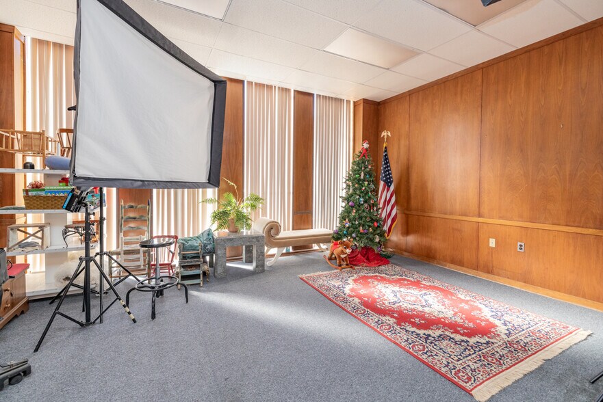 More Photos Of 401 Halifax St, Emporia Office For Sale