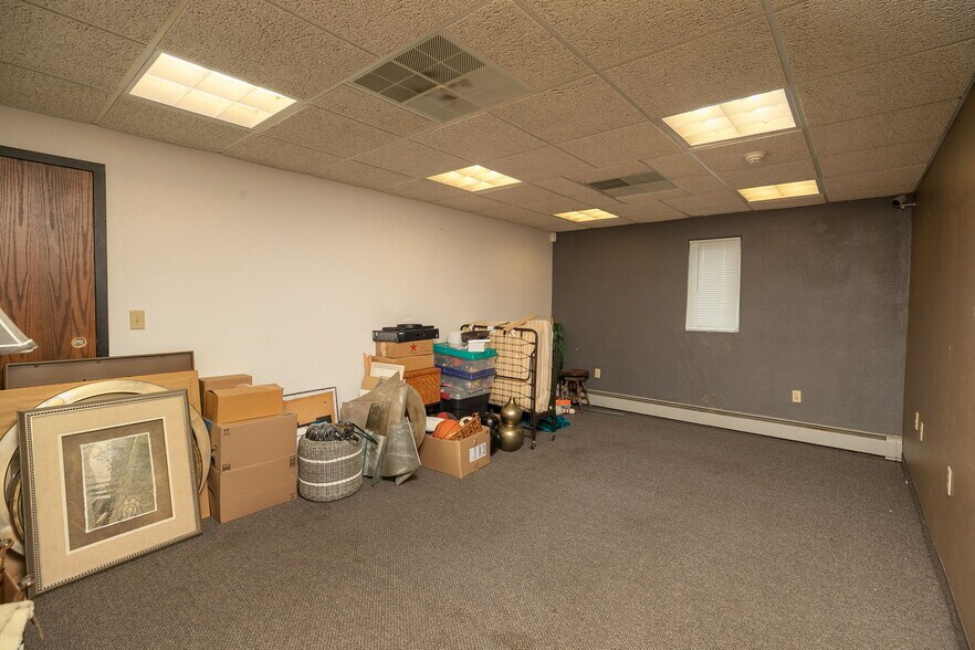 More Photos Of 307 E Center St, Rochester Office For Sale