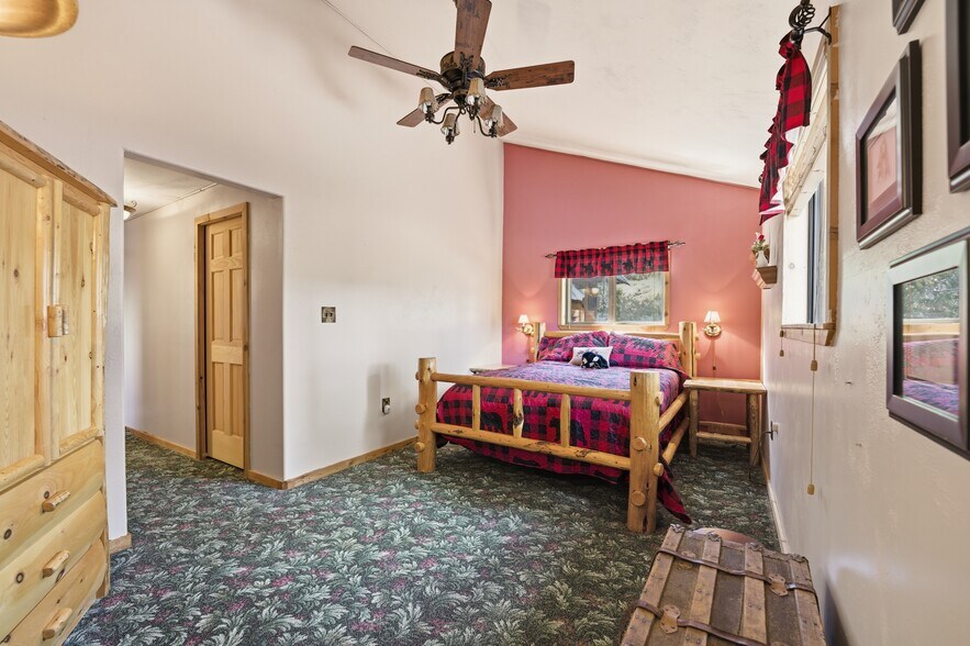 More Photos Of 45 Rainbow Ridge rd, Garden Valley Specialty For Sale