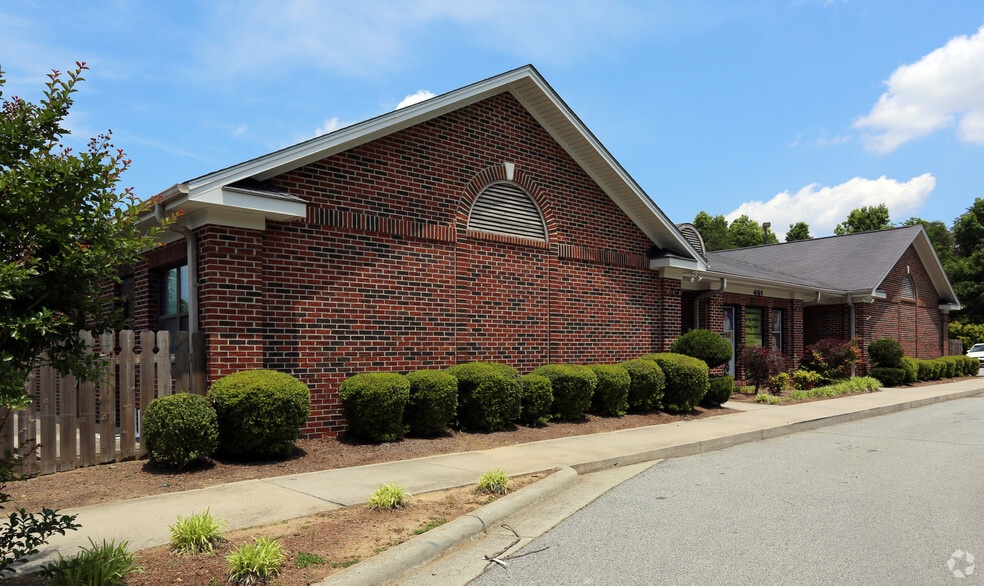 More Photos Of 4065 Premier Dr, High Point Daycare Center For Sale
