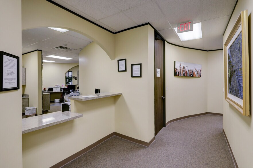 More Photos Of 19701 Kingwood Dr, Kingwood Medical For Sale