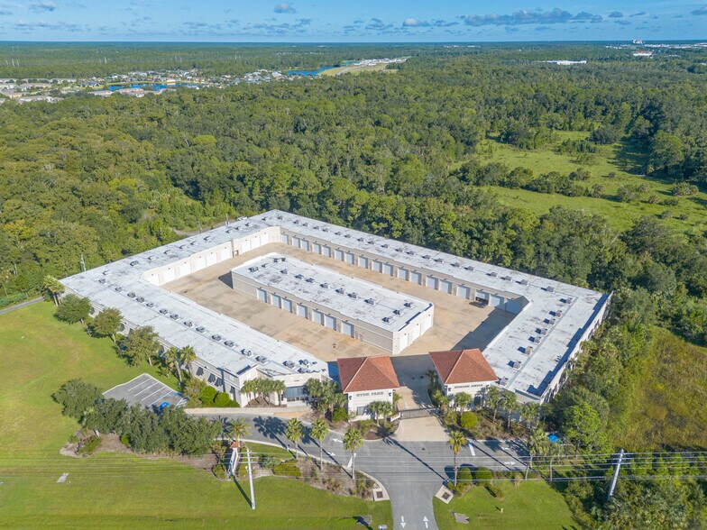 More Photos Of 3088 W International Speedway Blvd, Daytona Beach Self Storage For Sale