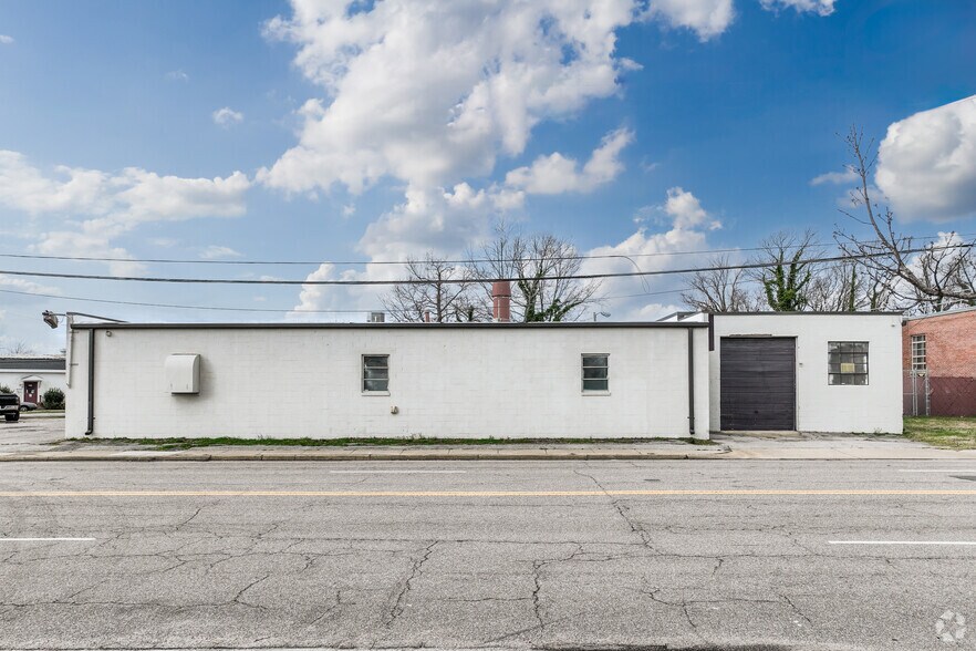 More Photos Of 5018 Euclid Rd, Virginia Beach Service For Lease