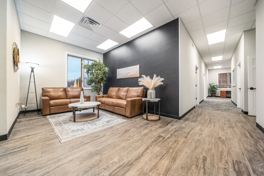 More Photos Of W6180 Aerotech Dr, Appleton Office For Lease