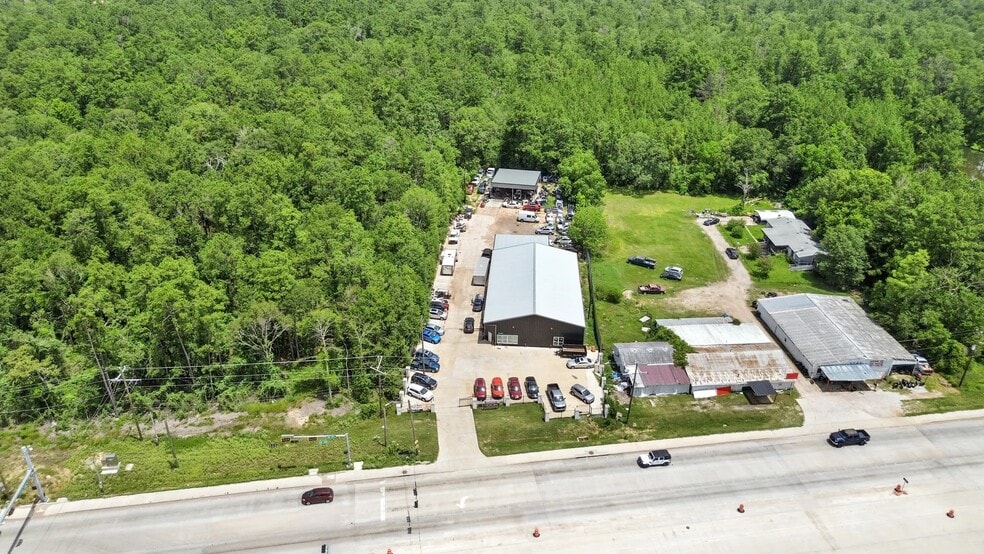 More Photos Of 12827 Highway 105 E, Cut And Shoot Industrial For Sale