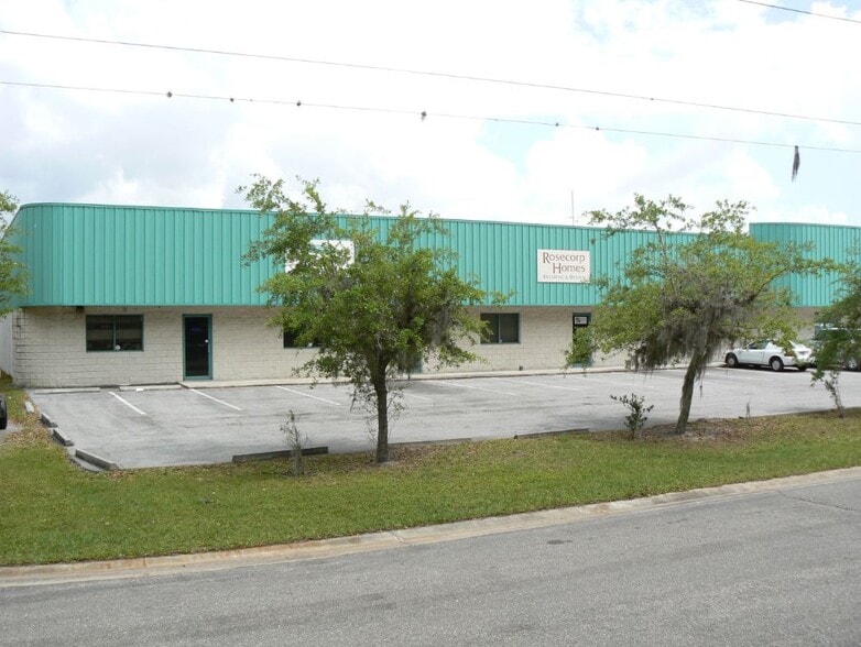 Primary Photo Of 2147 Porter Lake Dr, Sarasota Flex For Lease