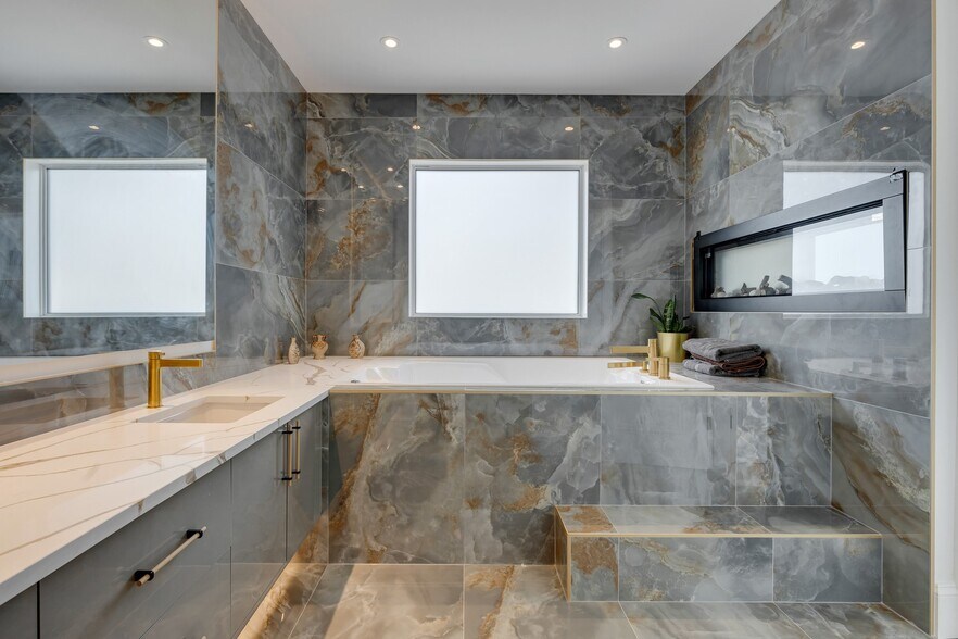 More Photos Of 48017 Harvest Ln E, Foothills Specialty For Sale