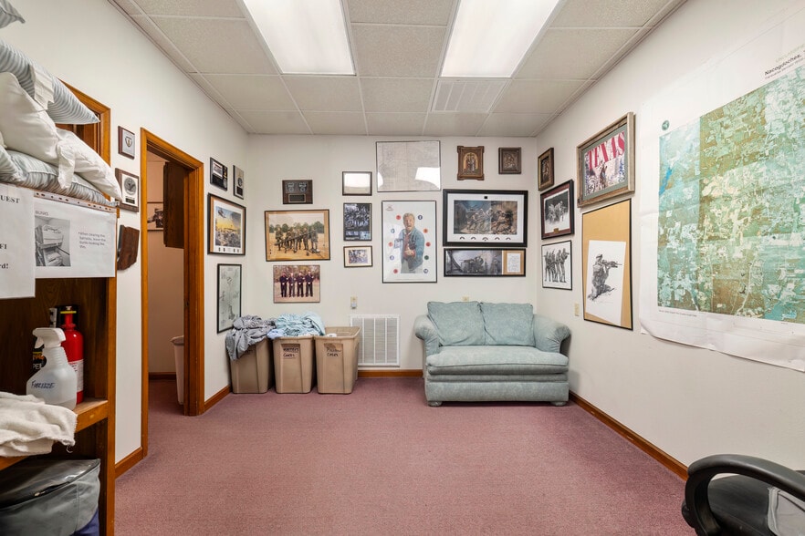 More Photos Of 3615 New Press Rd, Nacogdoches Specialty For Sale
